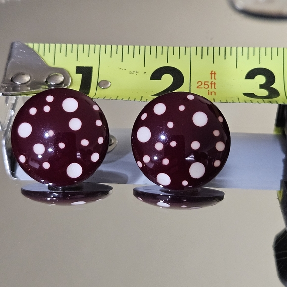 Mushroom Style Circle Earrings - Picture 4 of 4